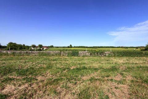 Villa i Raix, Charente, Raix - € 77.000 | Ref: BVI85281 - foto 2