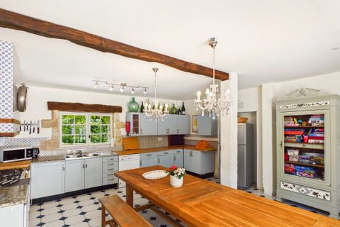 Villa i Castillonnes, Lot-et-Garonne, Castillonnes - € 1 390 000 | Ref: BVI84648 - foto 5