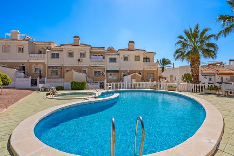 Villa en Monteazul, Alicante, Monteazul - € 229.000 | Ref: CM347 - photo 4