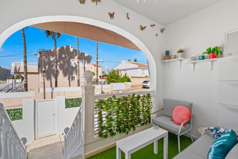 Villa en Monteazul, Alicante, Monteazul - € 229.000 | Ref: CM347 - photo 11