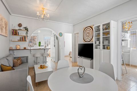 Villa en Monteazul, Alicante, Monteazul - € 229.000 | Ref: CM347 - photo 15