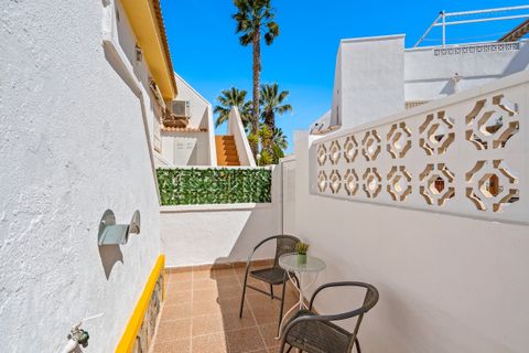 Villa en Monteazul, Alicante, Monteazul - € 229.000 | Ref: CM347 - photo 32
