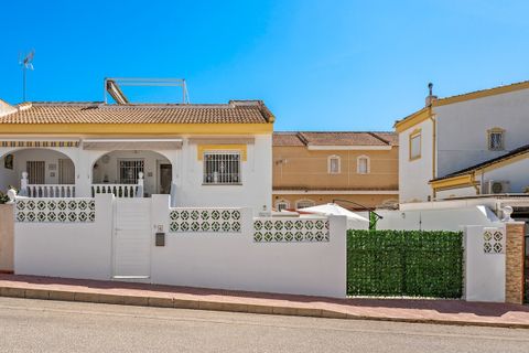 Villa en Monteazul, Alicante, Monteazul - € 229.000 | Ref: CM347 - photo 40