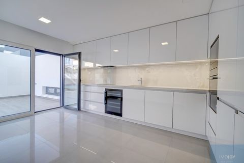 Villa i Cascais, Lisbon, Cascais - € 2.100.000 | Ref: MORJL046 - foto 7