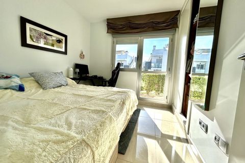 Apartamento en Punta Prima, Alicante, Punta Prima - € 240.000 | Ref: AG19MLSC1934732 - photo 26