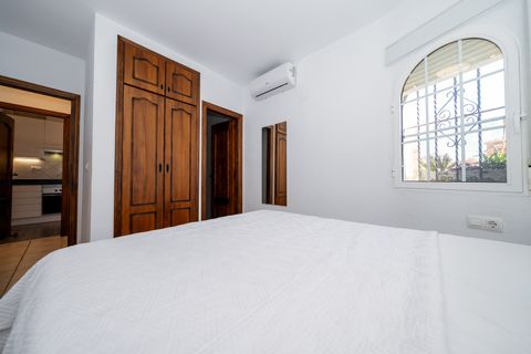 Villa i Playa Flamenca, Alicante, Playa Flamenca - € 269.950 | Ref: V-48412 - foto 15