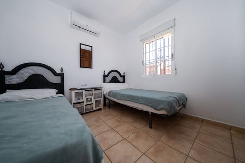 Villa i Playa Flamenca, Alicante, Playa Flamenca - € 269.950 | Ref: V-48412 - foto 16