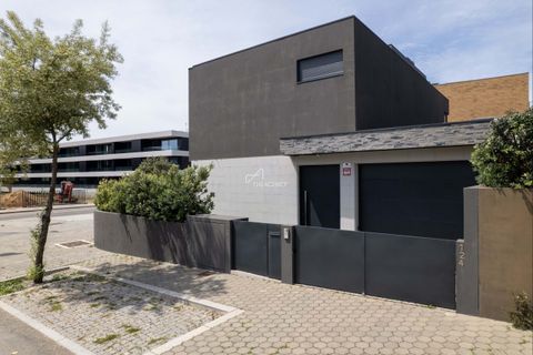 Villa a Canidelo, Porto, Canidelo - € 4.200/mes | Ref: TAPT01-1485_AK - foto 46