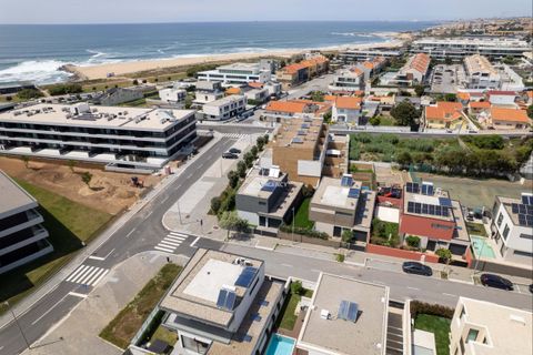 Villa a Canidelo, Porto, Canidelo - € 4.200/mes | Ref: TAPT01-1485_AK - foto 48