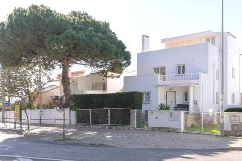 Villa i Cascais, Lisbon, Cascais - € 1.980.000 | Ref: CB01-0802 - foto 1