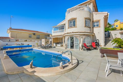 Villa a Ciudad Quesada, Alicante, Ciudad Quesada - € 495.000 | Ref: T-003562 - foto 2