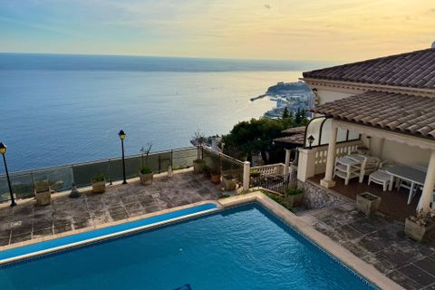 Villa i Roquebrune-Cap-Martin, Alpes-Maritimes, Roquebrune-Cap-Martin - € 3.200.000 | Ref: HH-16152124 - foto 2