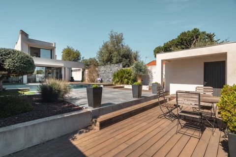 Villa a Marseille, Bouches-du-Rhone, Marseille - € 1.100.000 | Ref: HH-16148192 - foto 4