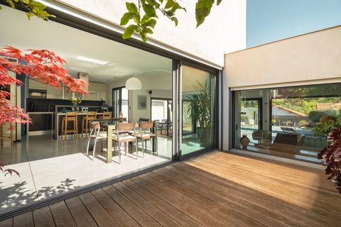 Villa a Marseille, Bouches-du-Rhone, Marseille - € 1.100.000 | Ref: HH-16148192 - foto 7