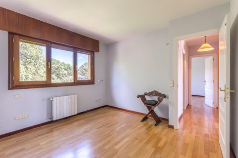 Villa a Torrelodones, Madrid, Torrelodones - € 1.350.000 | Ref: EXP14083/8930 - foto 46