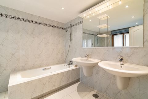 Villa a Estepona, Malaga, Estepona - € 2.400.000 | Ref: BHHS-MAR-06055 - foto 10