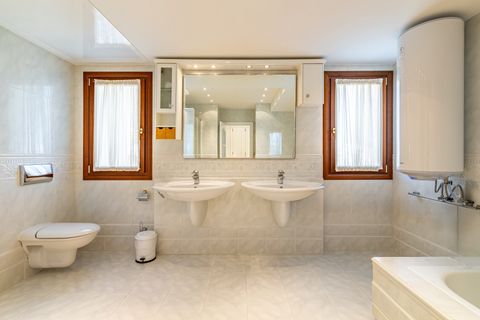 Villa a Estepona, Malaga, Estepona - € 2.400.000 | Ref: BHHS-MAR-06055 - foto 13