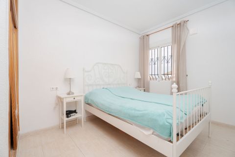 Leilighet i Torrevieja, Alicante, Torrevieja - € 189 000 | Ref: 953-04070P - foto 11