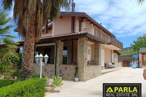 Villa i Capo d'Orlando, Messina, Capo d'Orlando - € 600.000 | Ref: 86917775 - foto 1