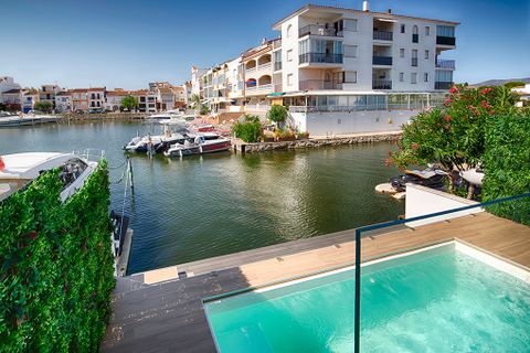 Rækkehus i Empuriabrava, Gerona, Empuriabrava - € 880.000 | Ref: W-049KSC - foto 6