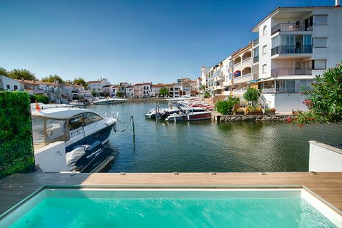 Rækkehus i Empuriabrava, Gerona, Empuriabrava - € 880.000 | Ref: W-049KSC - foto 1