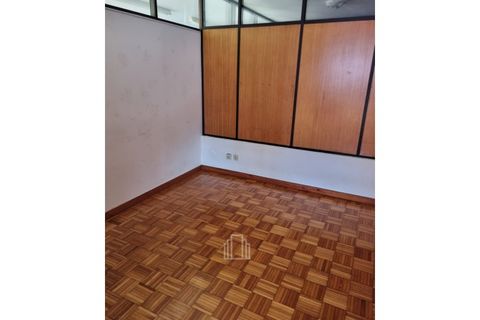 Erhvervsejendom i Espinho, Aveiro, Espinho - € 400.000 | Ref: 529-Ez - foto 4