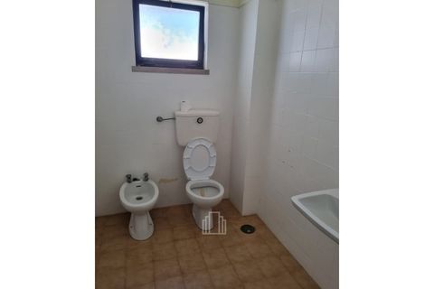 Erhvervsejendom i Espinho, Aveiro, Espinho - € 400.000 | Ref: 529-Ez - foto 8