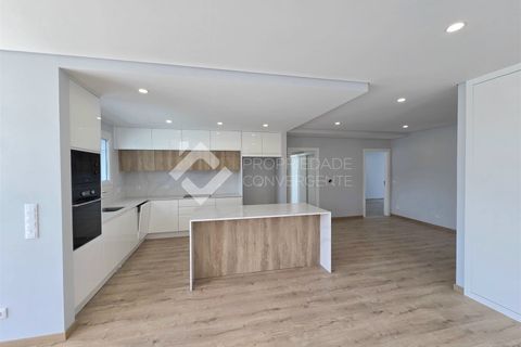 Villa a Seixal, Setubal, Seixal - € 625.000 | Ref: 404 - foto 10