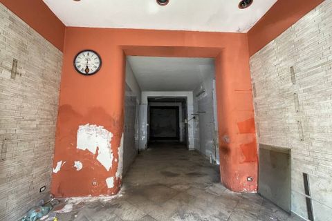 Erhvervsejendom i Palermo, Palermo, Palermo - € 79.000 | Ref: Piazza Nascè n° 4 - foto 2