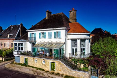 Byhus i Seurre, Cote-d'Or, Seurre - € 500.000 | Ref: 70644AH - foto 1