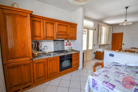 Villa i Cesena, Forli-Cesena, Cesena - € 300.000 | Ref: G-C3-040 - foto 11