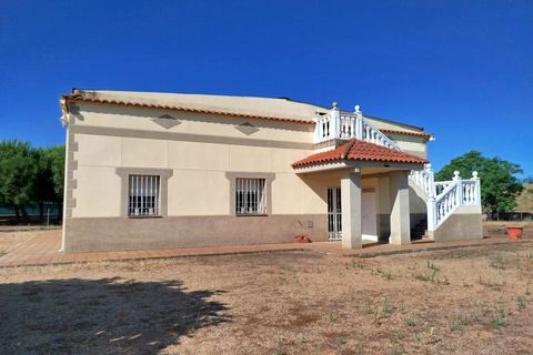 Villa i Badajoz, Badajoz, Badajoz - € 395 000 | Ref: BA-2025-036/12527 - foto 7