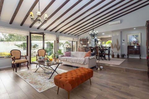 Villa a Seixal, Setubal, Seixal - € 1.100.000 | Ref: 125921150-6 - foto 3