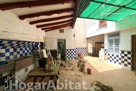 Villa a Chiva, Valencia, Chiva - € 180.000 | Ref: 040RUB180.W-A/3716 - foto 2