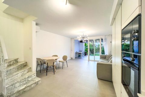 Rækkehus i Estepona, Malaga, Estepona - € 820.000 | Ref: CRNG139T3 - foto 4