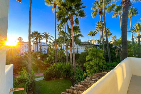 Rækkehus i Estepona, Malaga, Estepona - € 820.000 | Ref: CRNG139T3 - foto 41