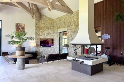 Villa i Eymet, Dordogne, Eymet - € 1.500.000 | Ref: CTB132 - foto 3