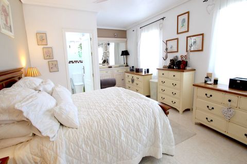 Villa en Bigastro, Alicante, Bigastro - € 369.950 | Ref: 200-4742 - photo 20