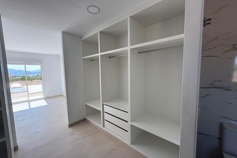 Villa i Pinoso, Alicante, Pinoso - € 425.000 | Ref: AM-LCYROD - foto 11