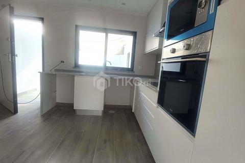 Villa i Quinta do Conde, Setubal, Quinta do Conde - € 450.000 | Ref: 20260422-3 - foto 4