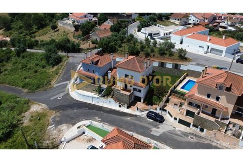 Villa i Alenquer, Lisbon, Alenquer - € 650.000 | Ref: CAS_448 - foto 4
