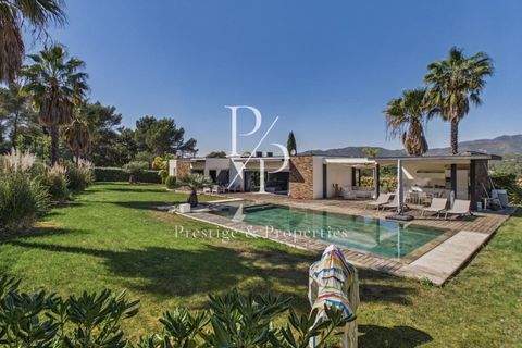Villa i Saint-Raphaël, Var, Saint-Raphaël - € 2.990.000 | Ref: 86950300 - foto 1