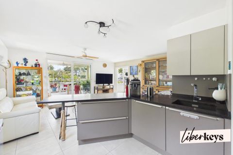 Lejlighed i Saint-Raphaël, Var, Saint-Raphaël - € 589.900 | Ref: DOM28780 - foto 1