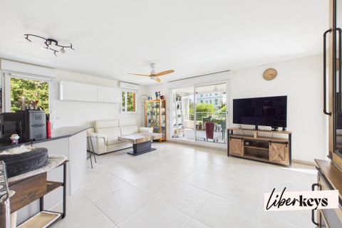Lejlighed i Saint-Raphaël, Var, Saint-Raphaël - € 589.900 | Ref: DOM28780 - foto 2