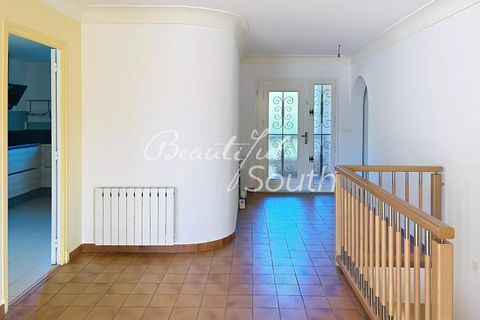 Villa a Ceret, Pyrenees-Orientales, Ceret - € 639.000 | Ref: DH1169 - foto 10