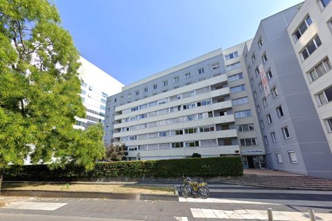 Erhvervsejendom i Grenoble, Isere, Grenoble - € 72.000 | Ref: 27E18C5440C94597 - foto 1