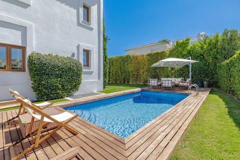 Villa i Estepona, Malaga, Estepona - € 1.550.000 | Ref: R5343271 - foto 1