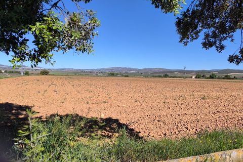 Helårsgrund i Yecla, Murcia, Yecla - € 29.500 | Ref: 70114 - foto 1