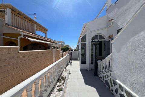 Bungalow Punta Prima, Alicante, Punta Prima - € 209.999 | Ref: R11775D - photo 18