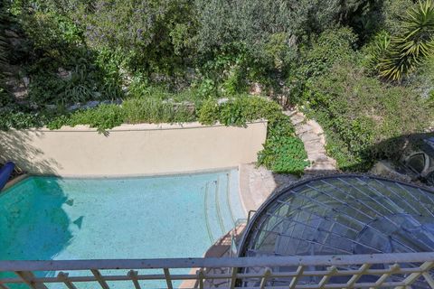 Villa a Marseille, Bouches-du-Rhone, Marseille - € 900.000 | Ref: HH-16148191 - foto 2